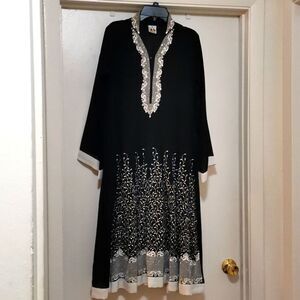 Indian/Pakistan Dress.